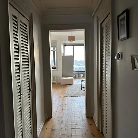 Apartment Fantastic Golden Horn View In Beyoglu, Cozy Design